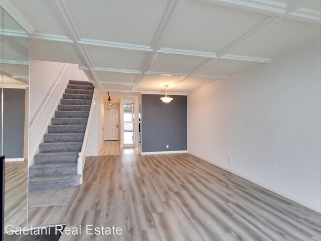 Building Photo - 2 br, 1.5 bath House - 155 Gardenside Driv...