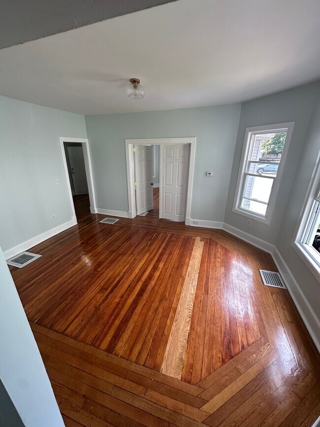 Foto del edificio - 342 Wilbraham Rd