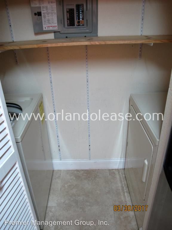 Building Photo - 4340 S Kirkman Rd