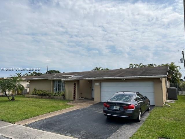 Foto principal - 11360 NW 30th Pl