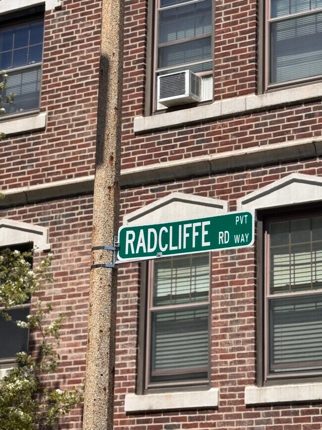 Foto del edificio - 6 Radcliffe Rd