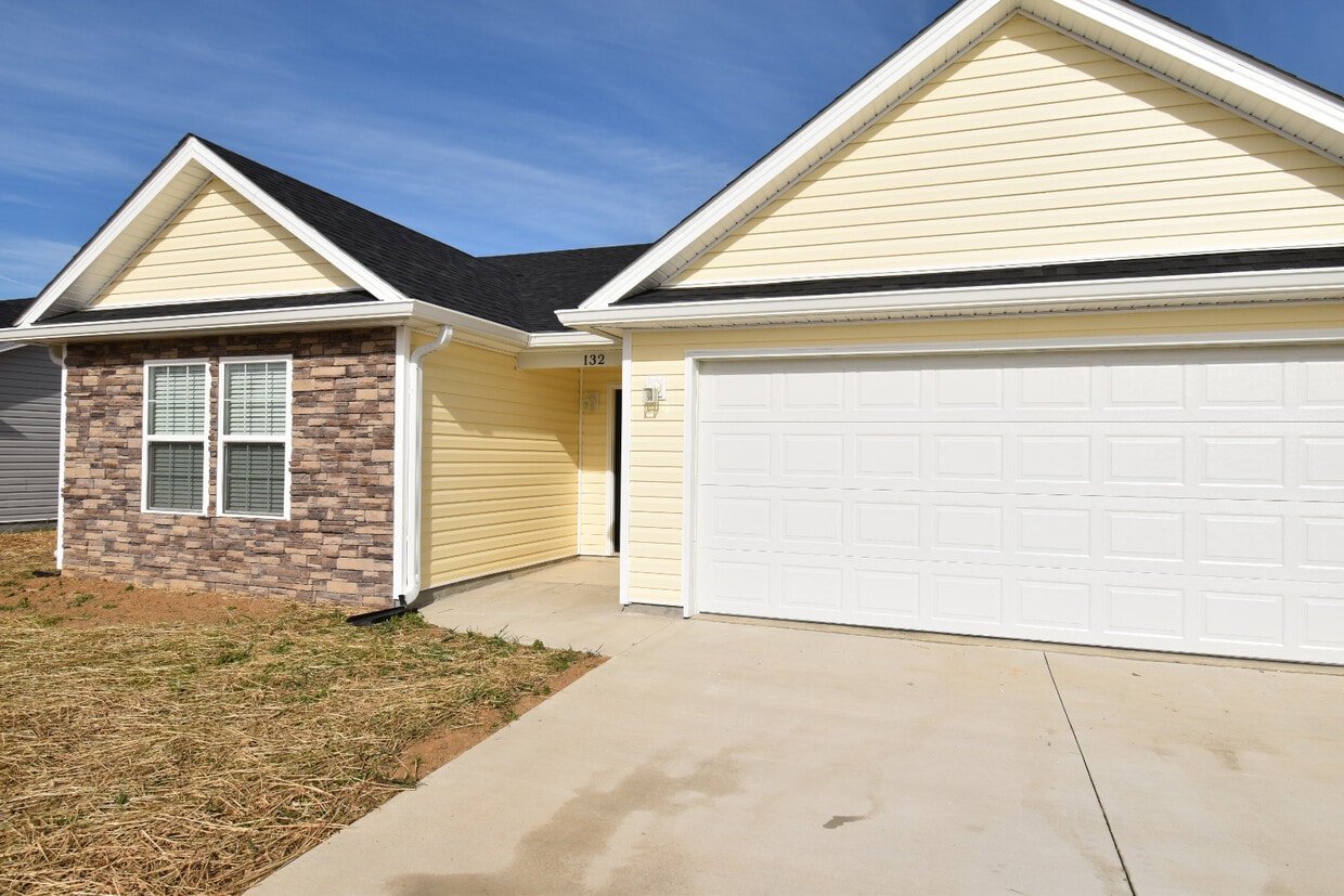 132 Michelle Ann Ct, Harrodsburg, KY 40330 House Rental in