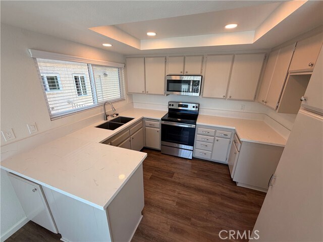 Foto del edificio - 34475 Via Espinoza