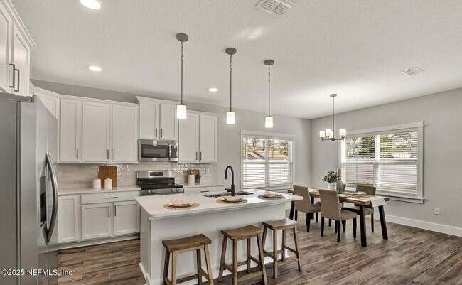 Foto del edificio - 1328 6th Ave N