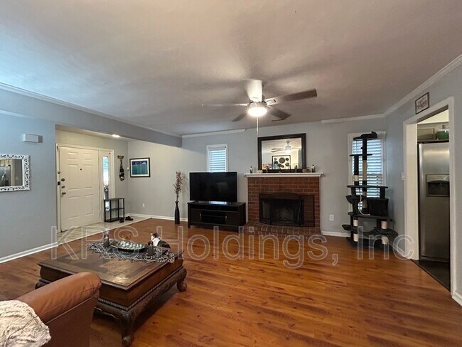 Foto del edificio - 1275 Hillock Crossing