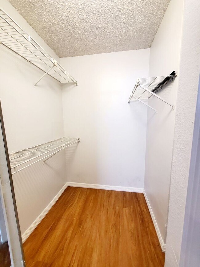 Foto del edificio - 2747 N Poinciana Blvd