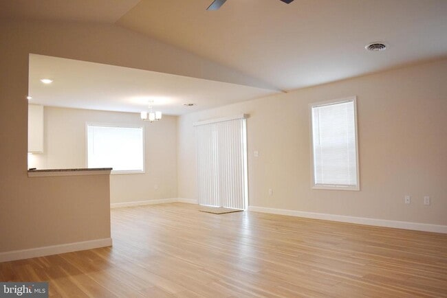 Building Photo - 1485 Treeline Dr