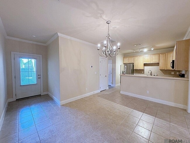 Foto del edificio - 809 Summer Breeze Dr