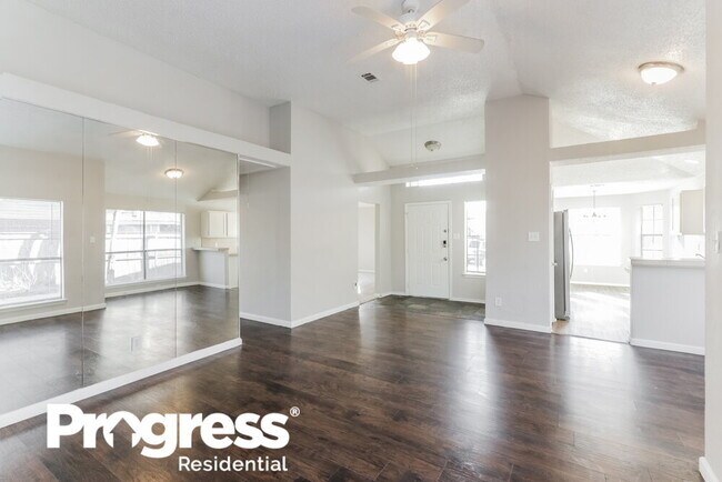 Foto del edificio - 1331 Glencliff Ct