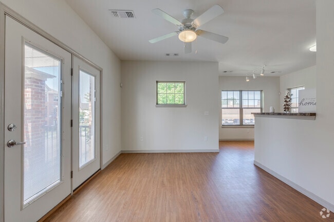 2 BR 1 BA - Westpark