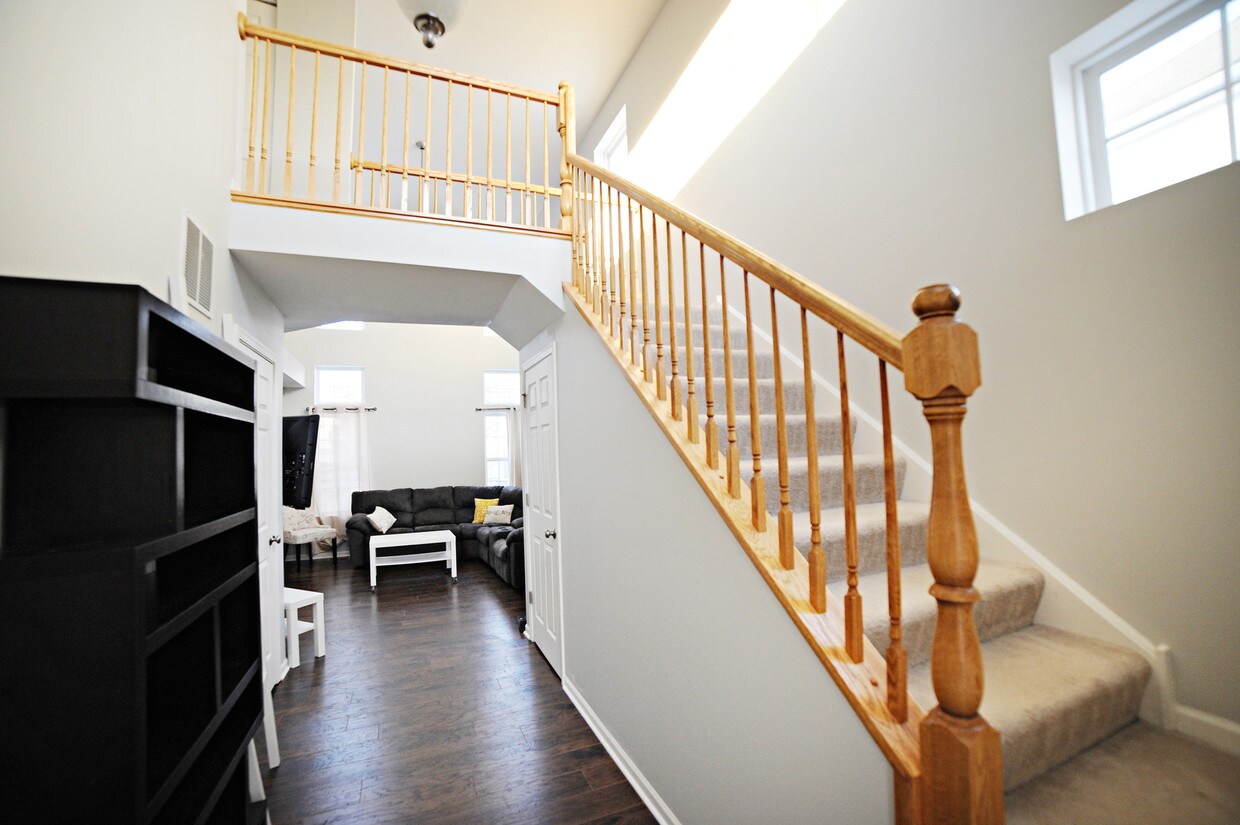 Primary Photo - 590 Yorkshire Ln