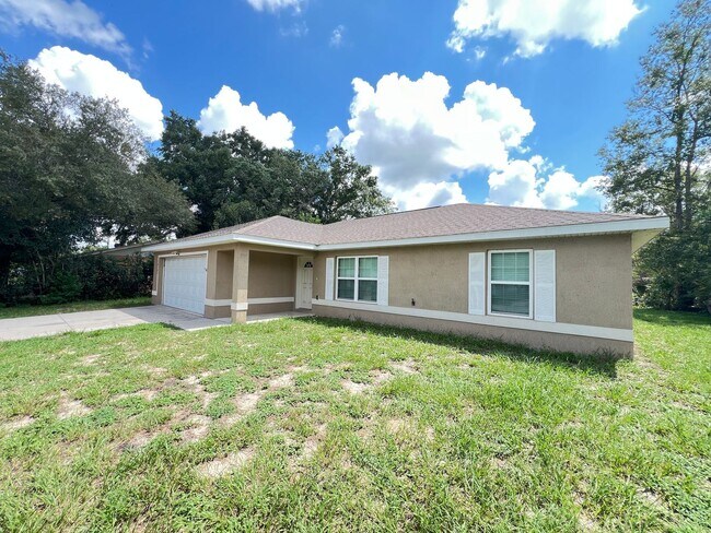 Foto del edificio - $500 OFF A MONTHS OF RENT 3 BD/2BA Home in Beautiful Ocala!!!
