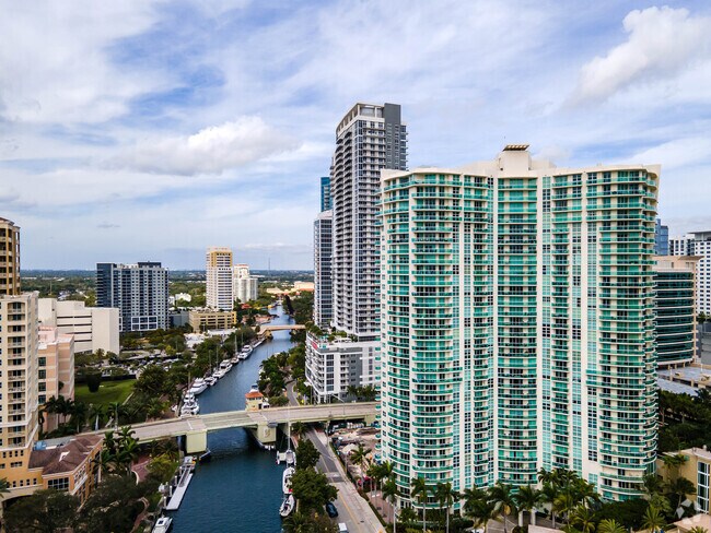 Building Photo - Watergarden