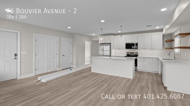 Foto del edificio - 76 Bouvier Ave