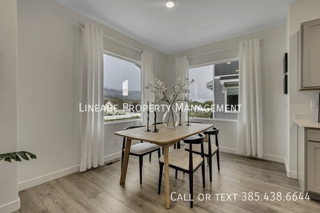 Foto del edificio - 3940 N Cougar Ln