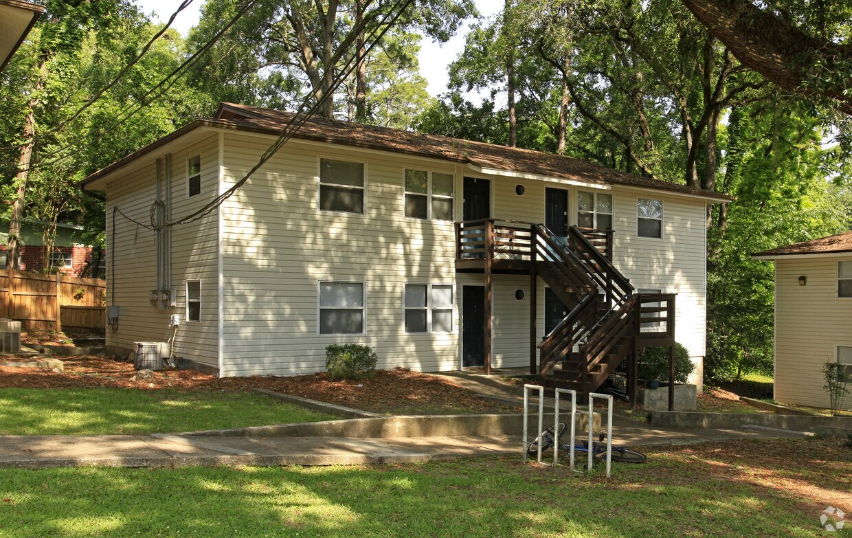 17141716 Bellevue Way, Tallahassee, FL 32304 Apartments in