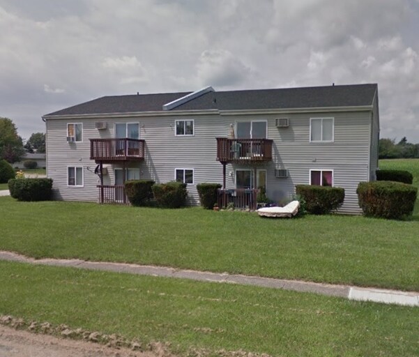 Primary Photo - 178 Brunswick Dr