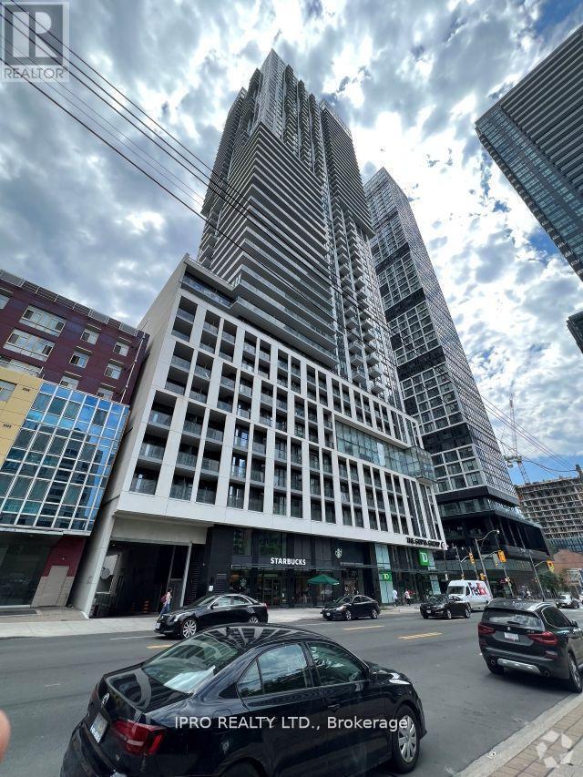 Building Photo - 251-251 Jarvis St