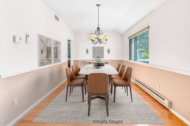 Building Photo - 486 Heritage Vlg