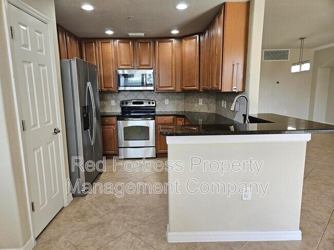 Foto del edificio - 17451 Old Harmony Dr