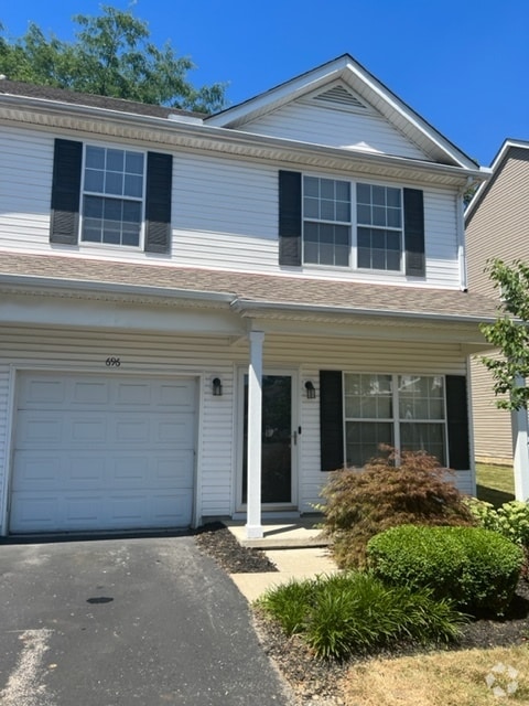 Building Photo - 696 Wilke Pl