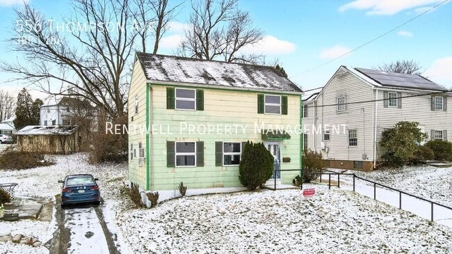 Photo - 556 Thompson Ave House