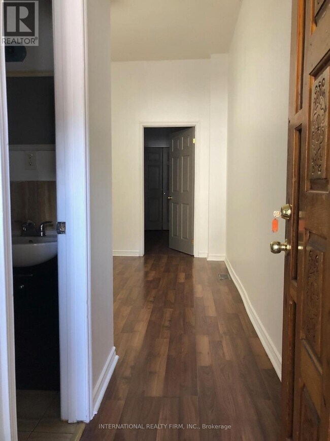 Photo du bâtiment - 1272 Danforth Ave