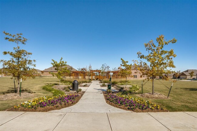 Building Photo - 411 Gallop Dr