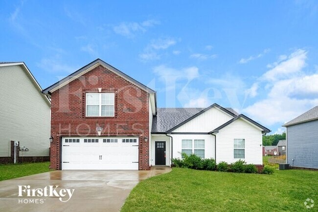 Building Photo - 1046 Whitney Dr