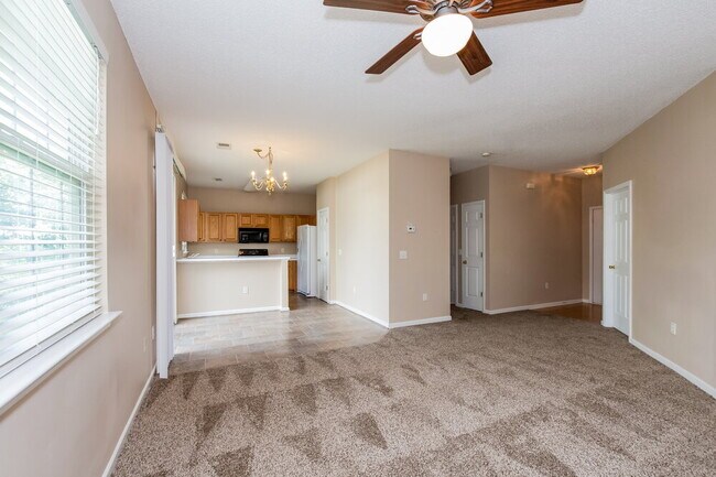 Building Photo - 8707 Meadowmont View Dr