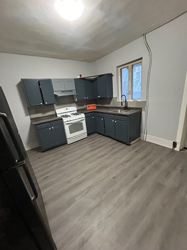 Foto del edificio - 2728 W Oakdale St