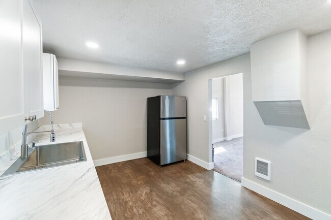 Foto del edificio - 2229 E Boone Ave