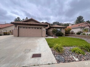 Building Photo - 2081 Larkspur Dr