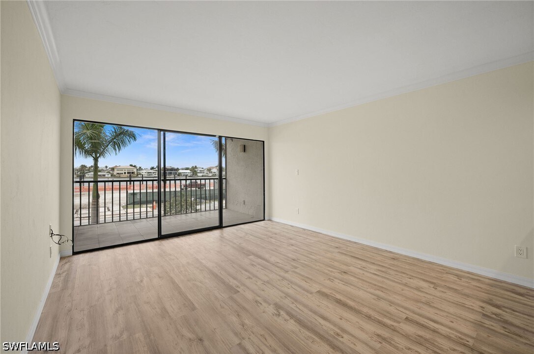 Building Photo - 260 Southbay Dr