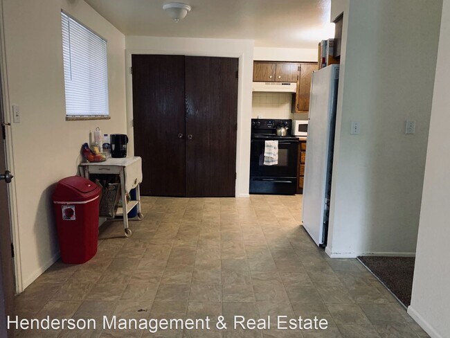 Foto del edificio - 1555-1557 E 5th St