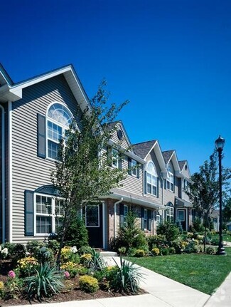 Building Photo - 1114 Overlook Dr