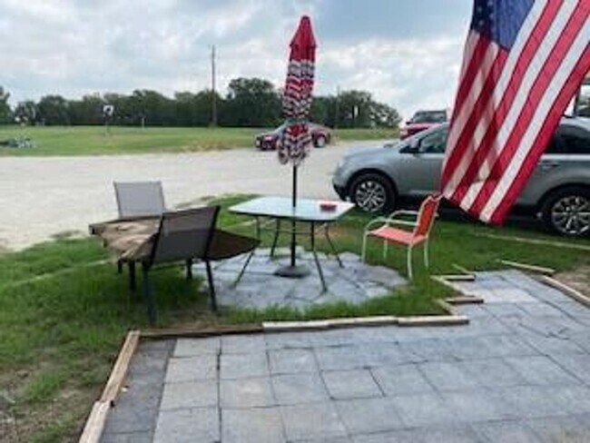 Foto del edificio - 105 Effie Ln