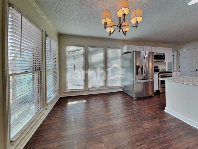Foto del edificio - 5306 Tower Rd