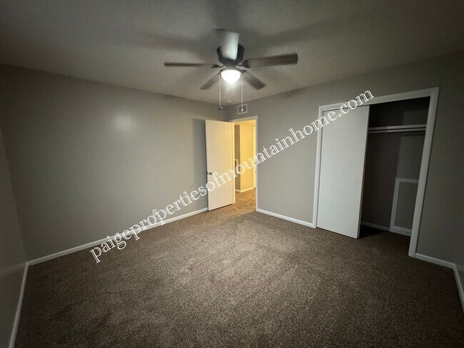 Foto del edificio - 1011/1015 Bryant Street