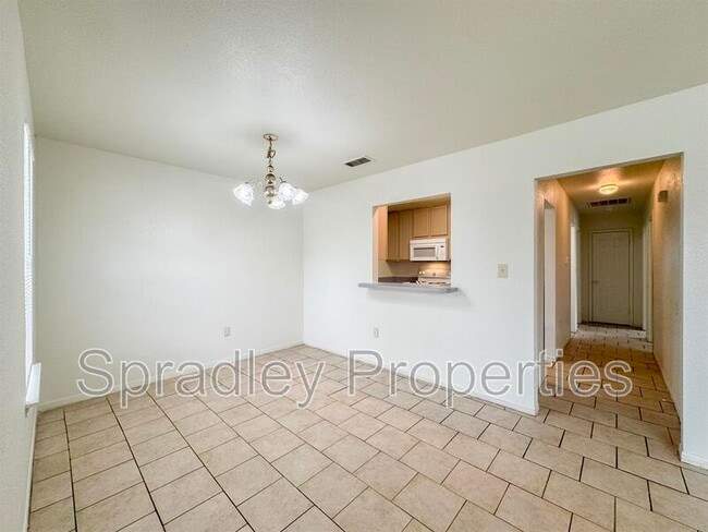 Building Photo - 1017 S 37th St
