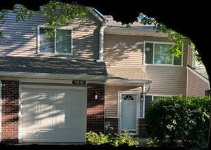 Building Photo - 7425 Wistful Vista Dr