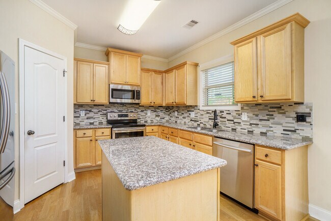 Foto del edificio - 4206 Terrace Oaks Ct