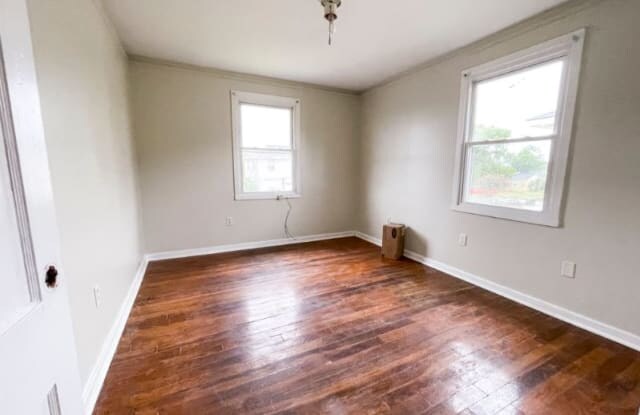 Building Photo - 6203 Warrington Dr