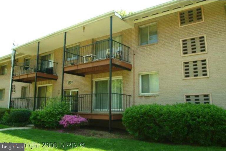 Primary Photo - 5450 85th Ave