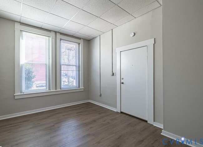 Building Photo - 102 N Lombardy St