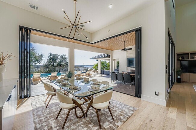 Building Photo - 6412 Lantern View Dr