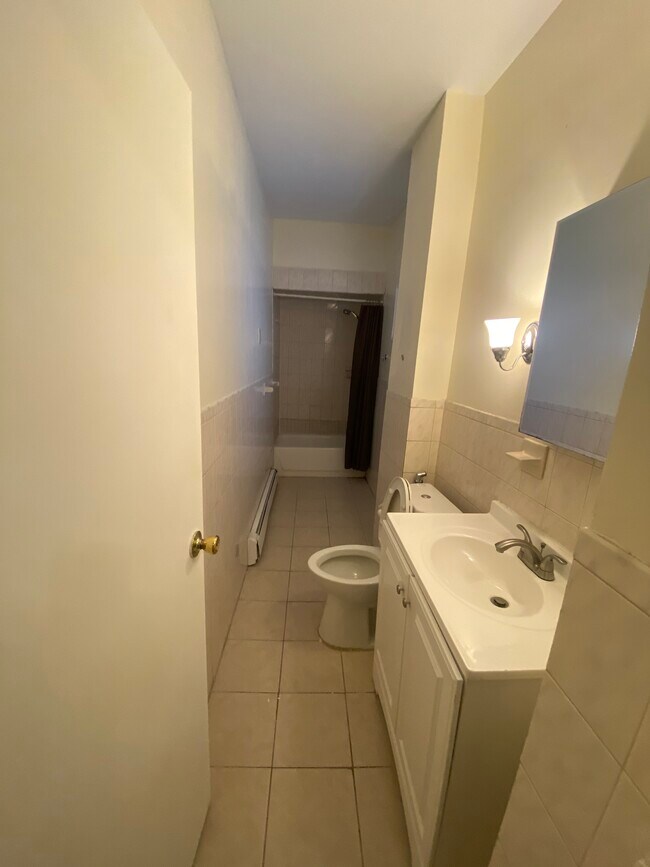 91 Laidlaw Ave Unit 2, Jersey City, NJ 07306 Apartments in Jersey