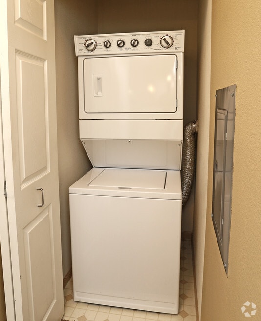 Interior Photo - Lake Susan Apartments