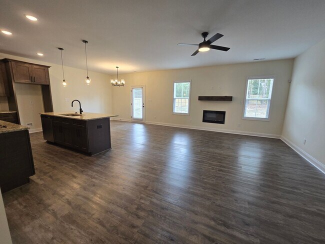 Foto del edificio - 133 Mumford Rd
