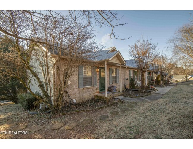 Foto del edificio - The Colonies 2BR+Office, 1Car Garage – West Knoxville